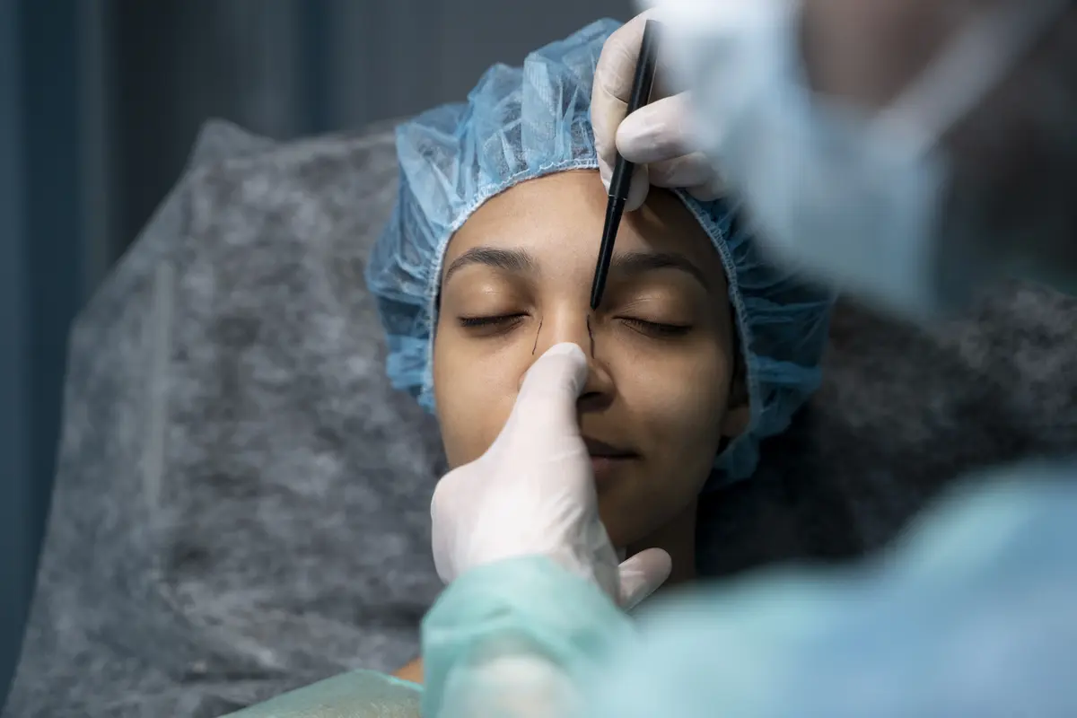 Non-Surgical Rhinoplasty in Pakistan: Procedure, Benefits & Cost Explained